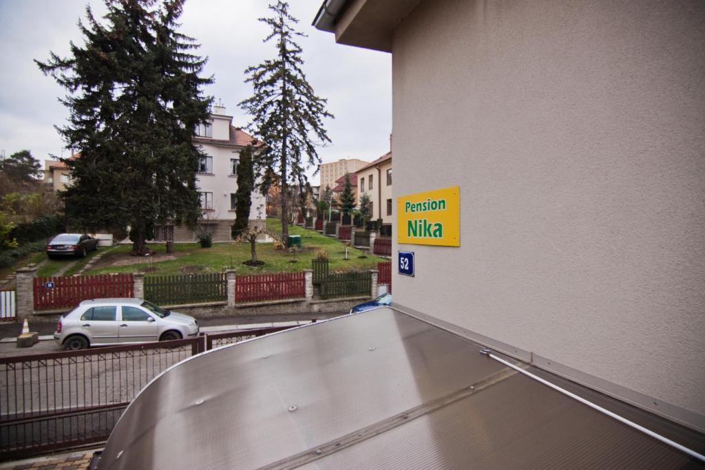 Pension Nika Praag Buitenkant foto