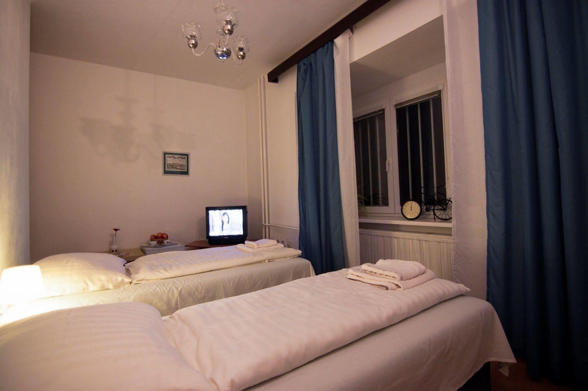Pension Nika Praag Buitenkant foto