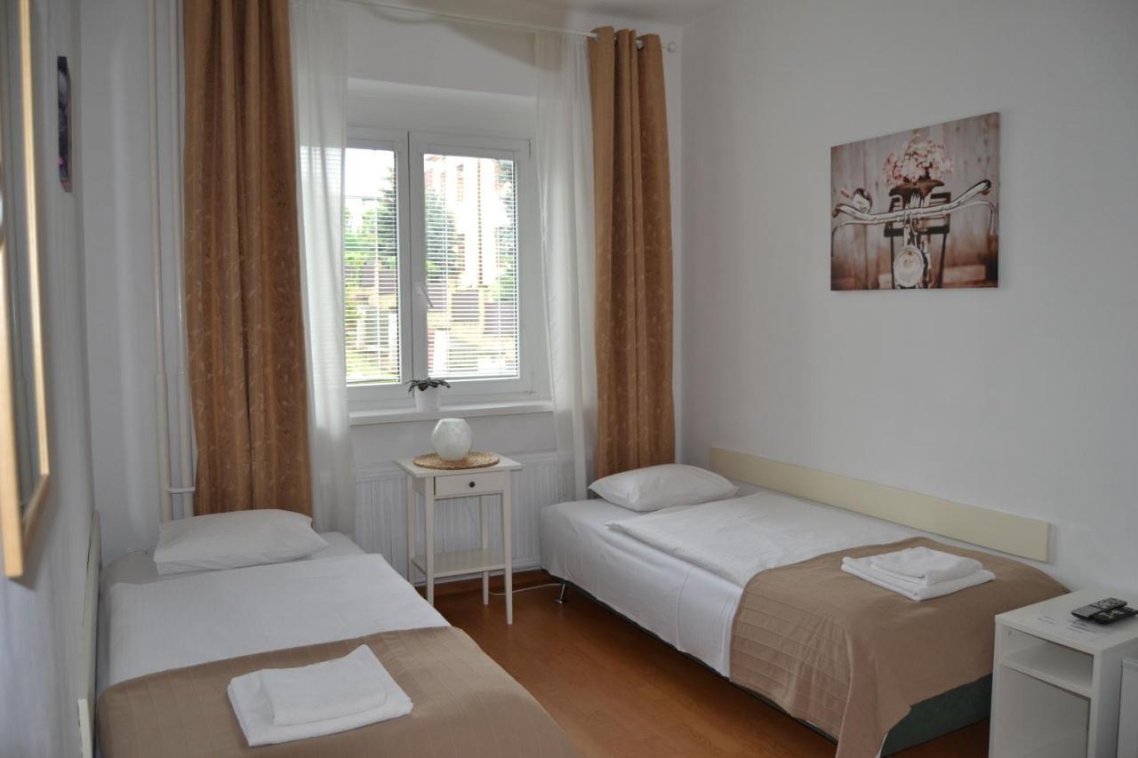 Pension Nika Praag Buitenkant foto